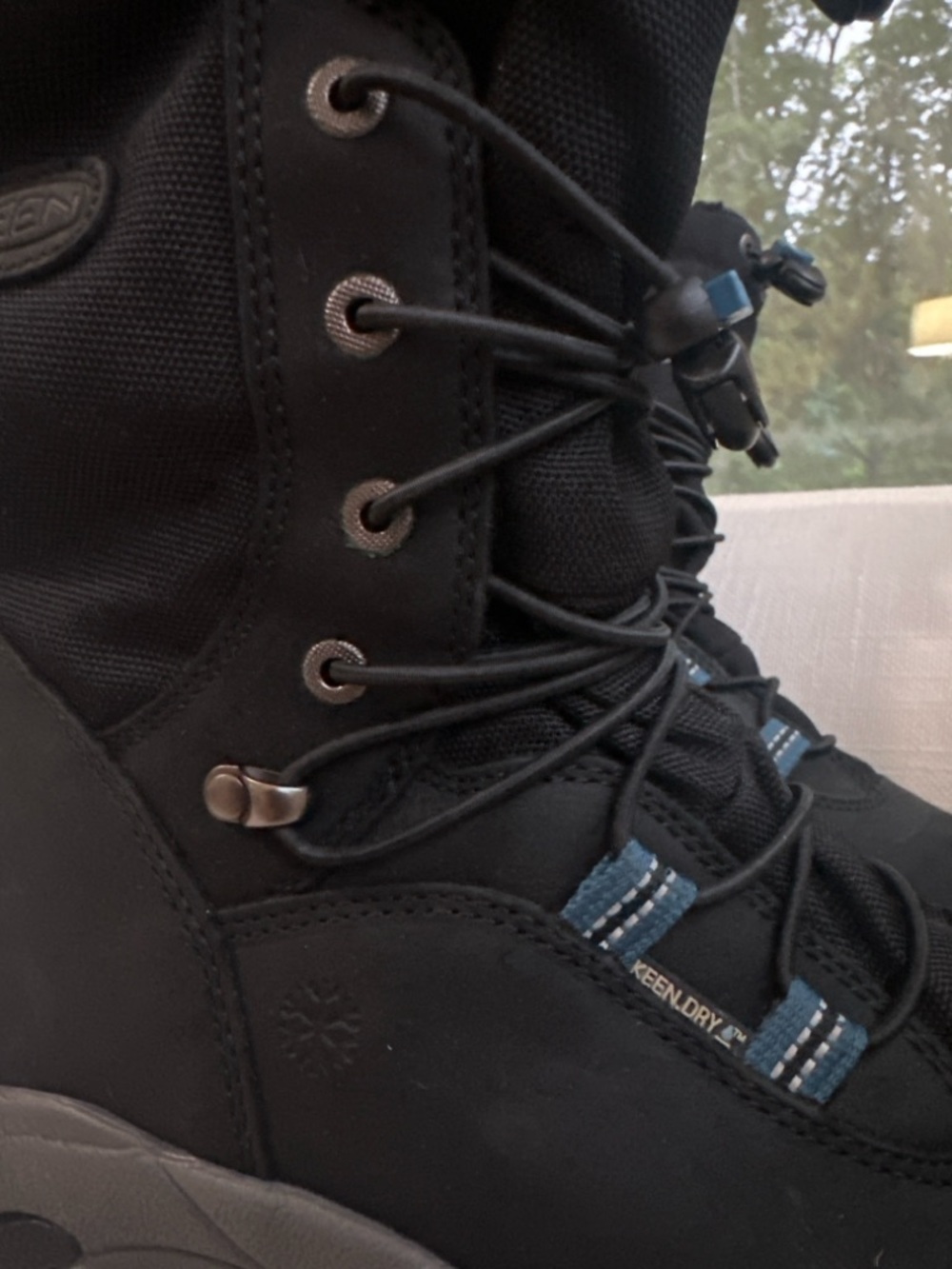New KEEN Women’s Winter Boots Size 8 Black Insulated Waterproof Snow Boots - Picture 2 of 8